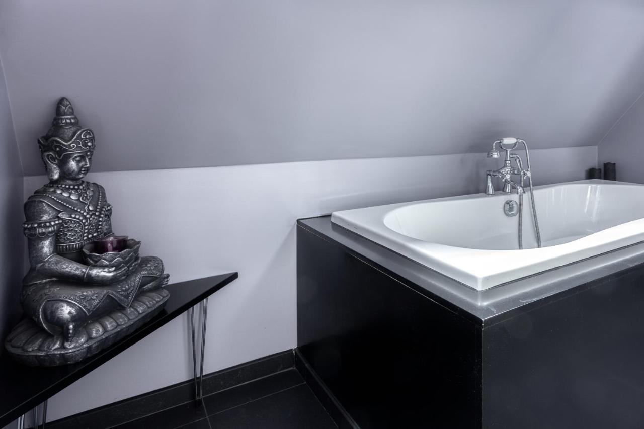 Bed And Breakfast The Rose Haarlem Exteriér fotografie